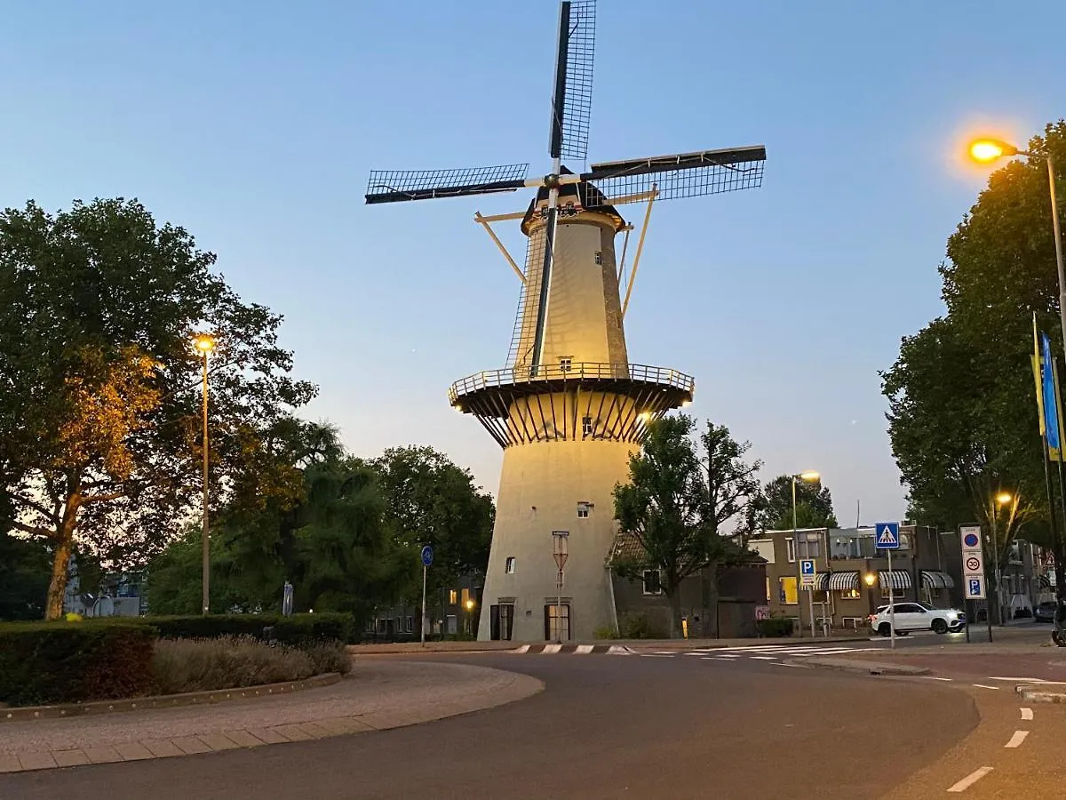 Hotel Cafe The Windmill Schiedam Países Baixos